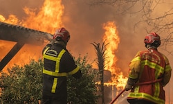 Die verheerenden Waldbrände in Südeuropa halten am Samstag die Behörden und Löschtrupps weiter ...