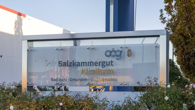 Primar Lukas Motloch arbeitet am Klinikum in Vöcklabruck, wo es auch immer wieder dramatische ...