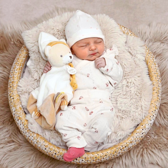 Herzige kleine Sophia aus Pischelsdorf