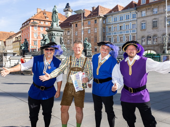 Auch Bürgermeister Christian Scheider begleitete die Stadtrichter nach Graz.