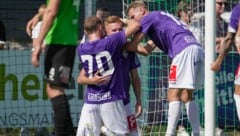 Austria Salzburg jubelte im ÖFB Cup bei Wals-Grünau.