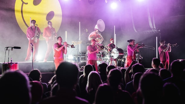 Brass-Ekstase: Am 22. August spielen Moop Mama um 19.30 Uhr beim Linzer „Krone“-Fest auf dem ...