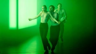 Valery Tscheplanowa (Mephistopheles), Johannes Nussbaum (Junger Faust), Steven Scharf (Faust) ...