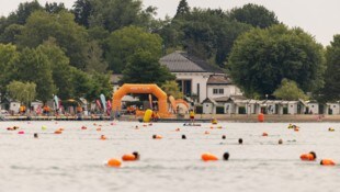 300 Schwimmer waren heuer dabei.