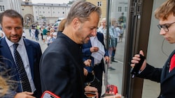 Philipp Hochmair wollte bei der großen Festspiel-Eröffnung von Kameras nichts wissen.