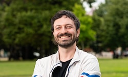 Jonathan Schreiber arbeitet für Wienxtra. 