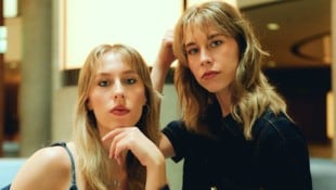 Sie sind in Hollywood als Schauspielerinnen und Filmproduzentinnen erfolgreich: Dilara und ...