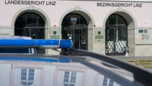 Die Tochter hat’s hinter sich, die Mutter ist Donnerstag dran.