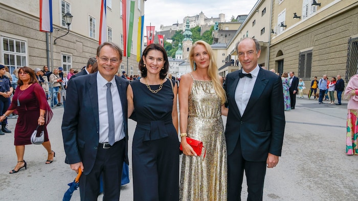 Machten sich einen schönen Opernabend: Gerhard und Andrea Drexel mit Eva und Christoph Dichand ...
