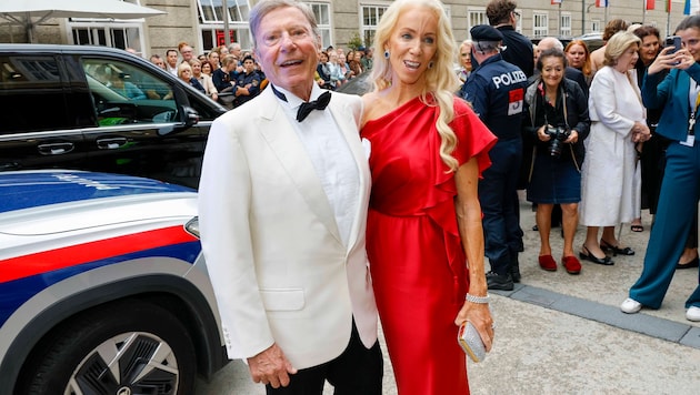 Hans-Peter Wild mit Lebenspartnerin Christine Drage