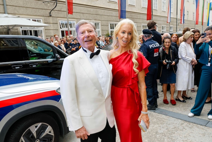 Hans-Peter Wild mit Lebenspartnerin Christine Drage
