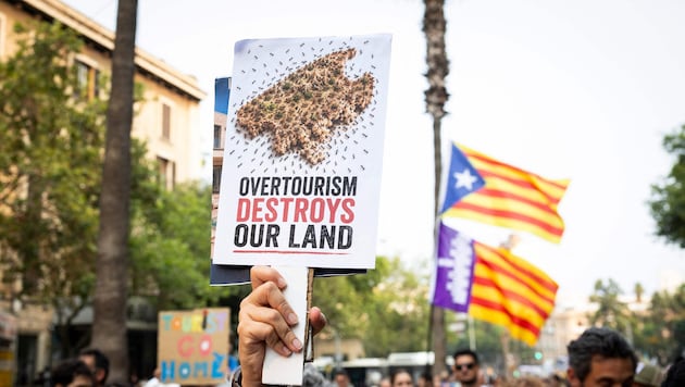 „Massentourismus zerstört unser Land“: Viele Mallorquiner haben Wohnungsnot, Staus, Schmutz und ...