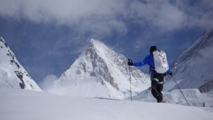 Nach einer schwierigen Himalaya-Saison gelang einer österreichisch-italienischen Seilschaft die ...