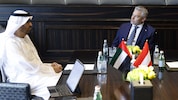 Mit Industrieminister von Abu Dhabi, Sultan Ahmed Al Jaber (l.), vereinbarte Bundeskanzler Karl ...