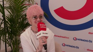 Sängerin Ness im krone.tv Interview