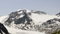 Die Wildspitze ist Österreichs zweithöchster Berg und ist im Sommer Ziel zahlreicher ...