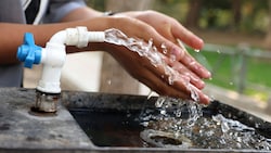Die ohnehin schon unter Druck geratene Wasserversorgung in den heißen und trockenen Monaten ...