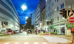 Die Polizei rückte am Montagmorgen mitsamt der Spezialeinheit Cobra nach Lehen aus.