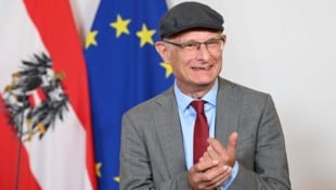 Finanzminister Markus Marterbauer geht sehr offen mit seiner Krebserkrankung um.