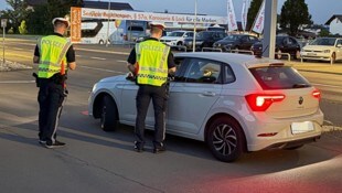 95 Polizisten kontrollierten am Samstag im ganzen Burgenland. Die Bilanz der Schwerpunktaktion: ...