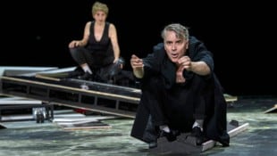 Ergreifend im Landestheater Salzburg: Marina Galic und Jens Harzer