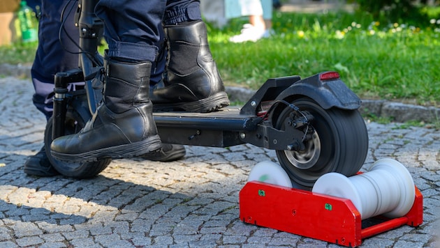 Nach dem Sturz wurde der Roller überprüft: Und siehe da, er ging viel zu schnell