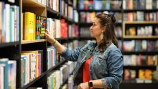 Was gibt es Neues im Bücherregal? Wir haben uns bei den Krimis umgeschaut.