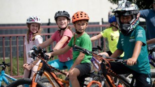 Ran an die Pedale: Bei der Radkids-Ferienwoche galt es praktische Erfahrungen zu sammeln.