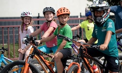 Ran an die Pedale: Bei der Radkids-Ferienwoche galt es praktische Erfahrungen zu sammeln.