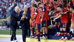 Die WM-Pläne von FIFA-Boss Gianni Infantino (li.) sorgen für Entsetzen.