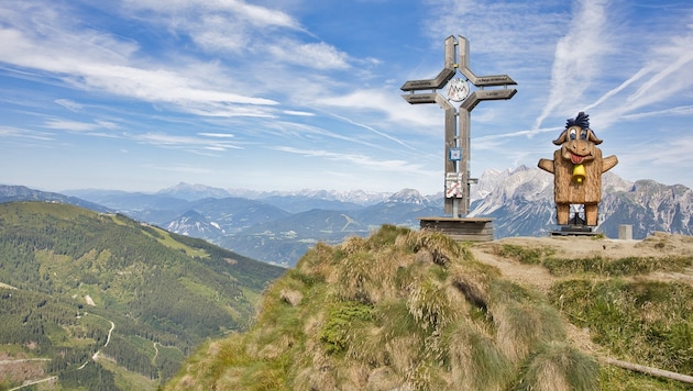 Rein in die Wanderschuhe und rauf auf den Gipfel: Bei so einem Panorama ein sehr reizvoller ...