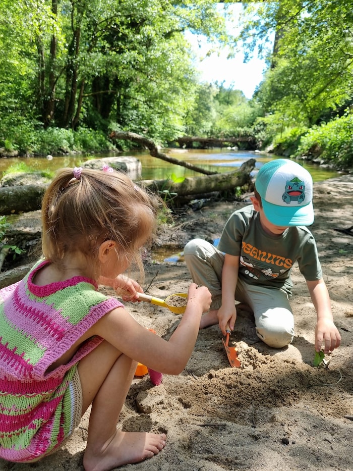 In den Schatten eintauchen und im kalten Wasser planschen: Das ist etwa im Mühlviertler Aisttal ...