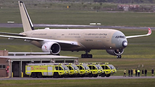 Der in Melbourne gestartete Jet landete nach exakt 24 Stunden und 24 Minuten Flugzeug im ...