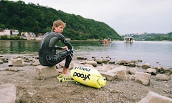 Am Sonntag startete der 23-Jährige in Passau. Dienstagvormittag schwamm der Extremsportler durch ...