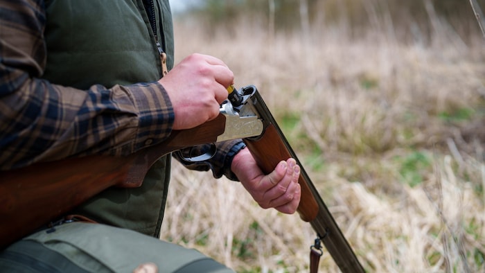 Mit der Flinte auf illegaler Jagd, keine Rücksicht auf Schonfristen: Immer wieder gibt es im ...
