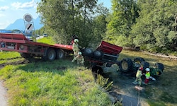 Einsatzkräfte an der Unglücksstelle