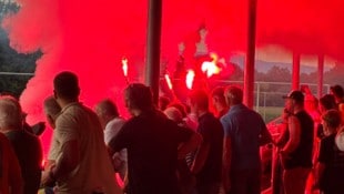 Die bengalischen Feuer waren Auslöser für die Auseinandersetzung.