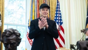 Tech-Milliardär Elon Musk plant, die Republikanische Partei im Wahlkampf wieder zu unterstützen, ...