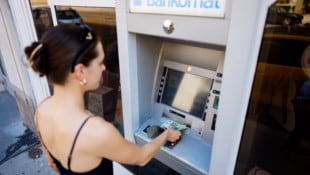 Kunden erhalten bei einem privaten Betreiber weniger Geld ausbezahlt.