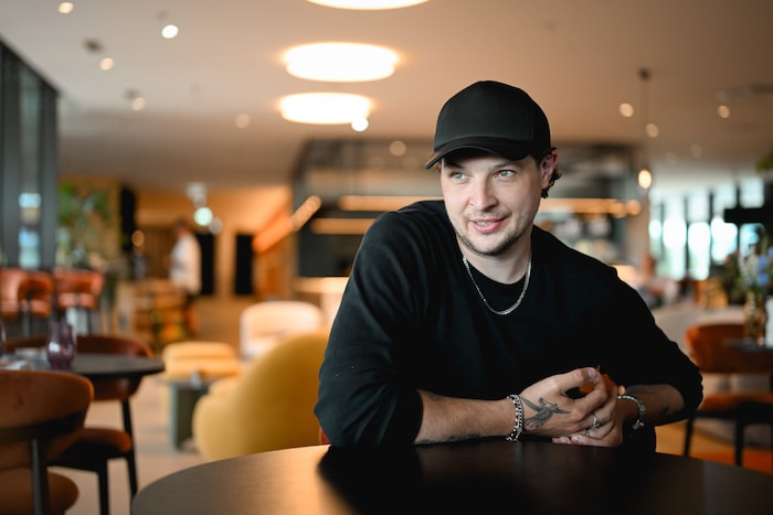 DJ John Newman heizt am 22. August so richtig ein.