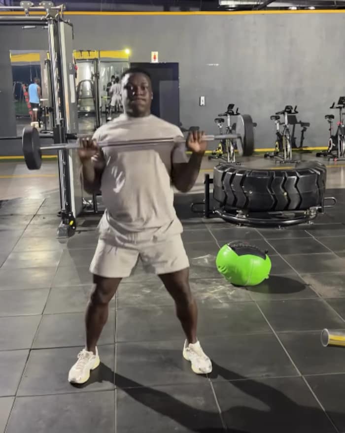 Lameck Banda zeigt auf Instagram, dass er auch weiterhin trainiert.