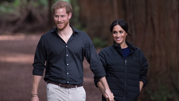 Jacke statt Sommerkleid: Schon bei der Neuseeland-Reise griff Meghan wegen der kühlen ...