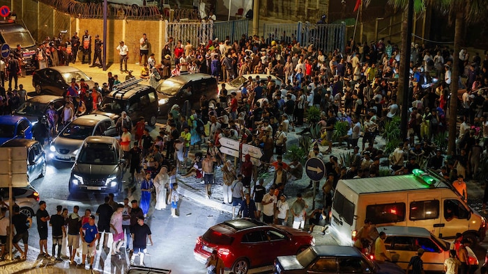 Rund 49.000 Menschen sollen in die spanische Exklave Ceuta geströmt sein. Hunderte Migranten ...