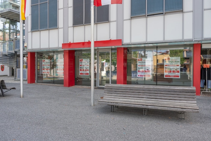 Im Rathaus soll ein neues Geschäft einziehen.