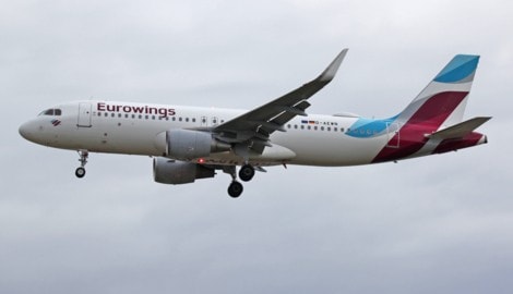 Eine Eurowings-Maschine musste am Dienstagnachmittag wieder umkehren, nachdem Rauch in der ...