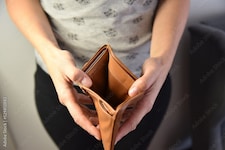 Sollte auch bei Politikergehältern gespart werden? 