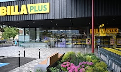 Billa Plus hat im Linzer Pro-Kaufhaus kürzlich seine größte Filiale in OÖ eröffnet.