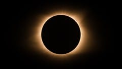 Für ein paar Minuten verschwandt die Sonne hinter dem Mond.