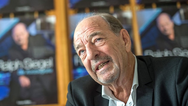 Ralph Siegel ist schon wieder ins Krankenhaus eingeliefert worden. Seine Familie bangt am ...