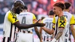 Samuel Adeniran (links) und Christoph Lang (rechts) schossen den LASK zum Sieg.